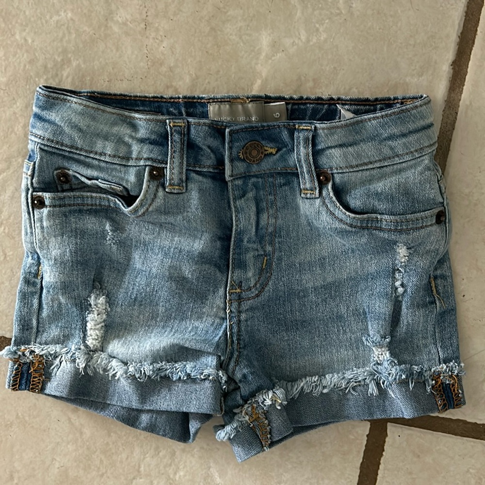 LUCKY BRAND Distressed Jean Shorts with Pockets Girls Size 6